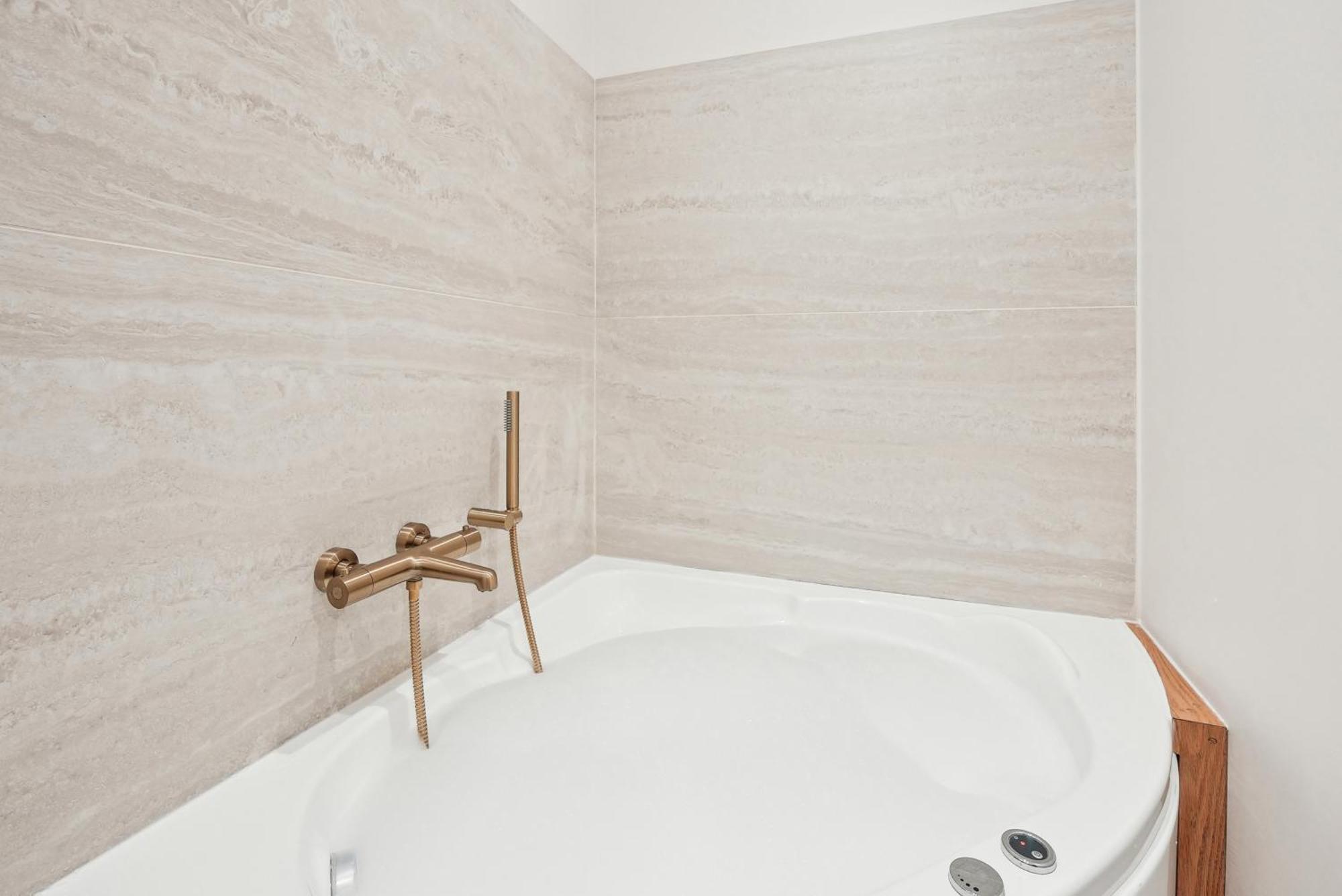 Lavie Maison Central & Hot Tub Bordeaux Exterior foto
